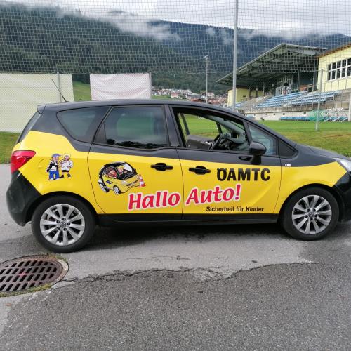 Hallo Auto 3b 01
